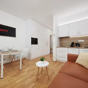 Medvedin 408 Apartament