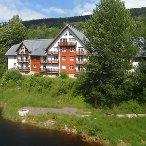 Lucie Apartament